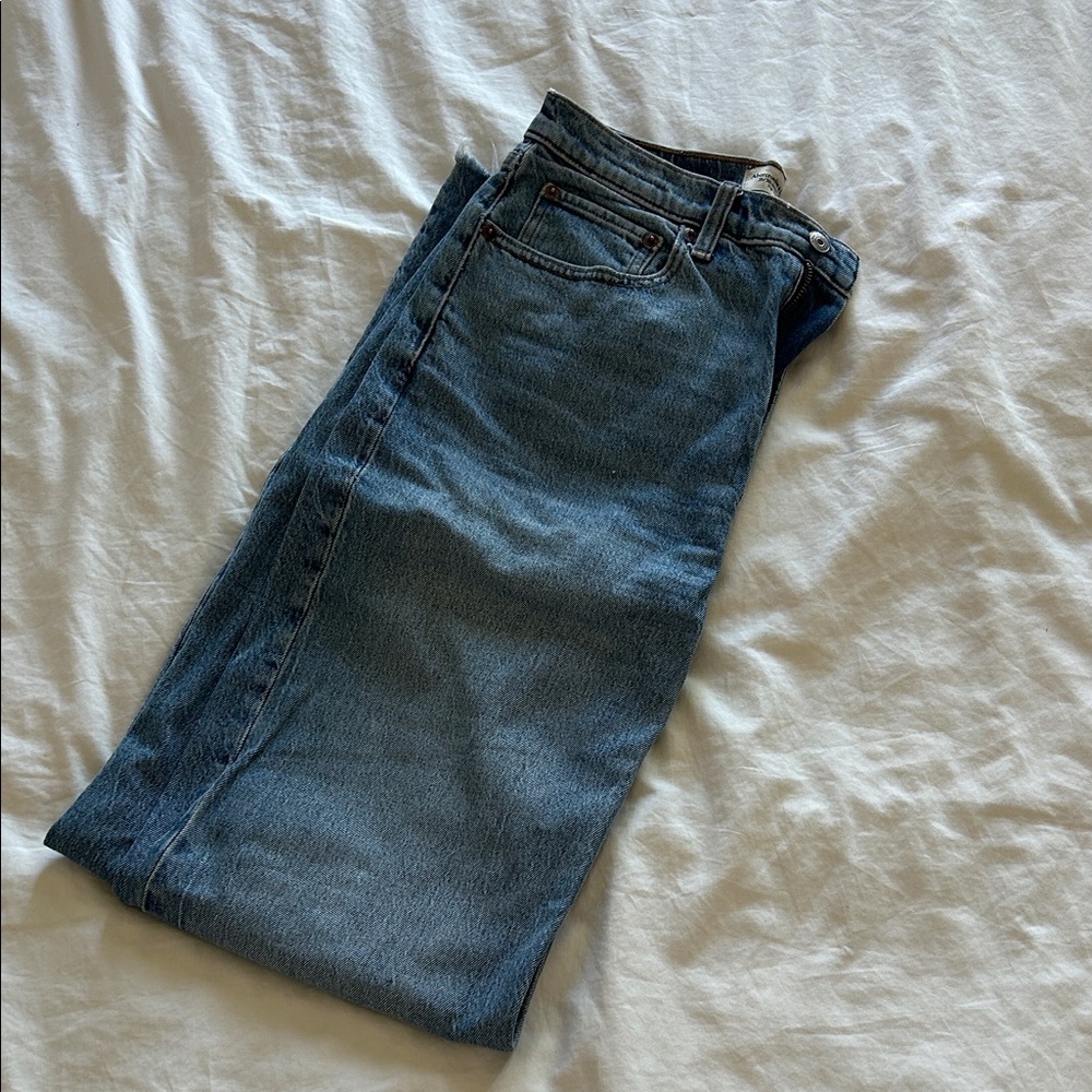 Abercrombie High-rise Blue Denim Wide-leg Jeans